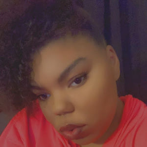 Meet your Posher, Thalia